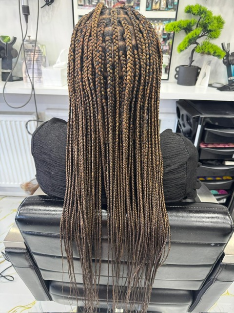 Hairstyle created at Tina's salon, gallery image 27
